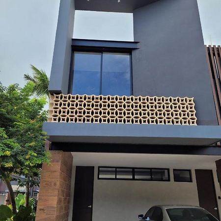 Habitacion En Iker'S House Merida Exterior photo